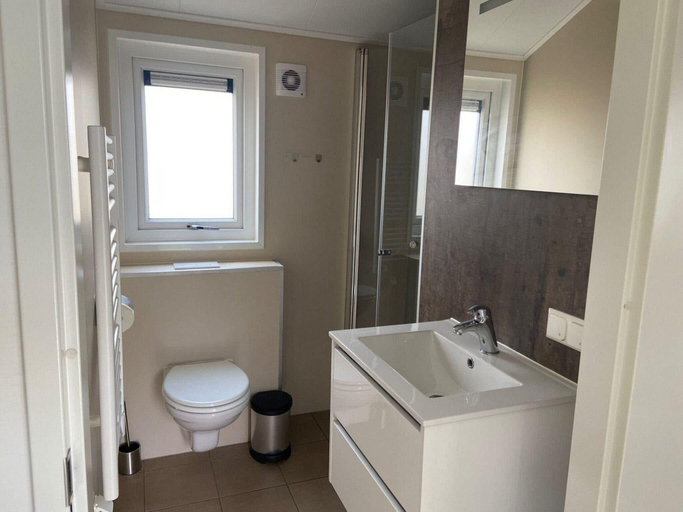 Bathroom 3, Charming Chalet Near Efteling, Loon op Zand