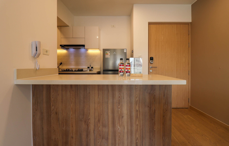 Room 2, w Charming 2BR w Balcony View in Miraflores, Lima
