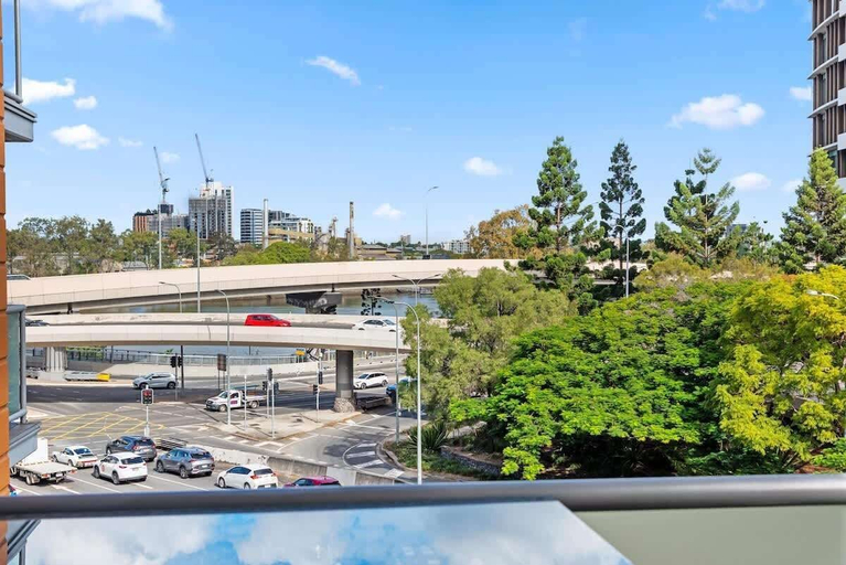Interior 4, Inner City Action! 3bed/2bath/1car/3balconies, Brisbane