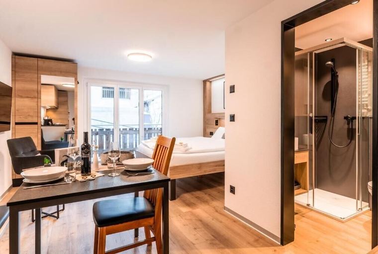 Room 5, Studio Enzian by InspiringPlaces Zermatt, Visp