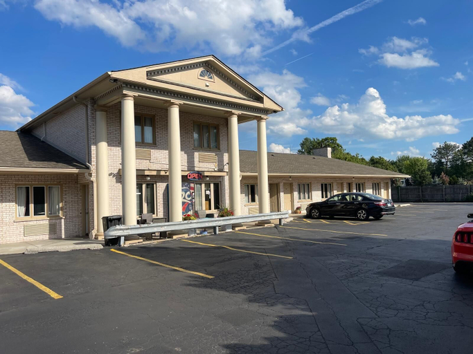 Primary image, D-Lux budget Inn, Cook