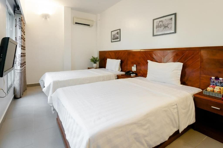 Room 2, White Palace Hotel 2, Thái Bình