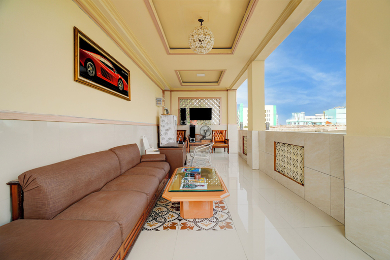 Lobby 4, OYO 94778 Seven Residence, Bekasi