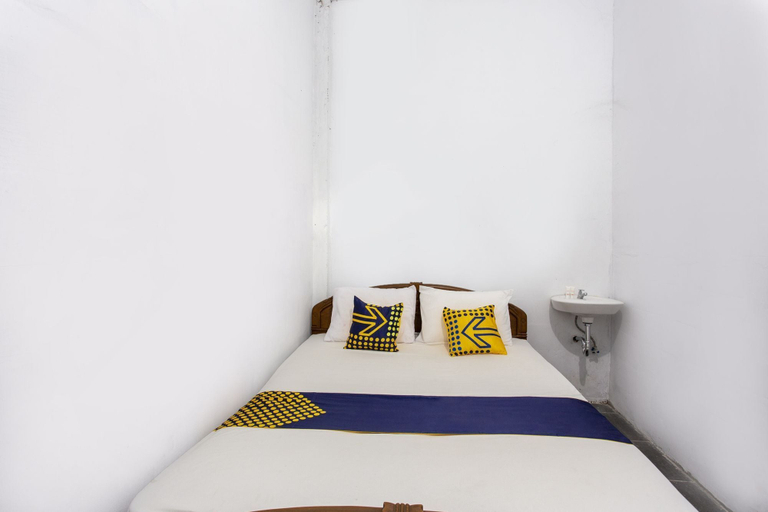 Room 3, Hotel O near Metropolitan Mall, Bogor