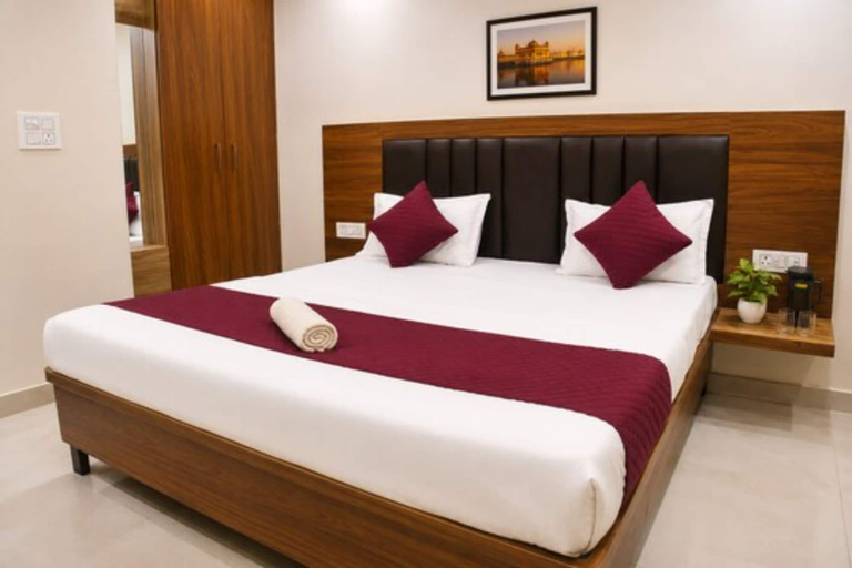 Room 2, Shree Shyama dham near prem Mandir, Mathura