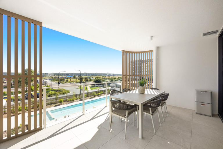 Balcony/terrace 5, Poolside 2-Bed Apartment at Lake Kawana, Caloundra - Kawana