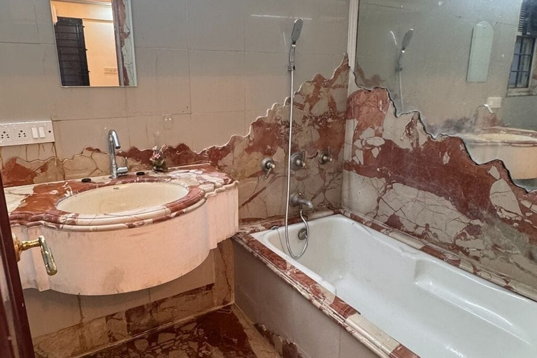 Bathroom, Vintage 4BHK Duplex Villa, Mumbai Suburban