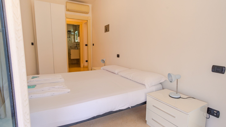 Room 2, 222 Relais du Lac Village - Italian Homing, Brescia