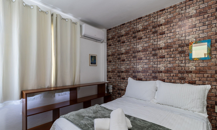 Room 2, Comfortable Apartment in via Gastronomica - Cas014, Floriniapolis