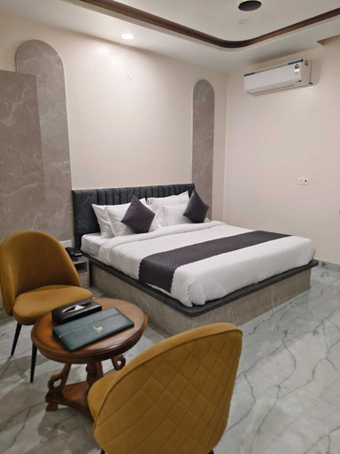 Room 5, Hotel Sharma Jaipur, Jaipur