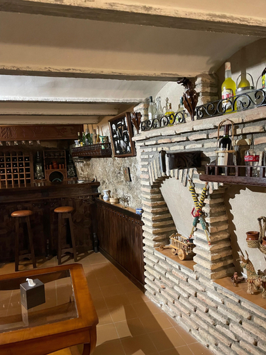 Food & Drinks 4, Casón De Los López Apartments, Toledo
