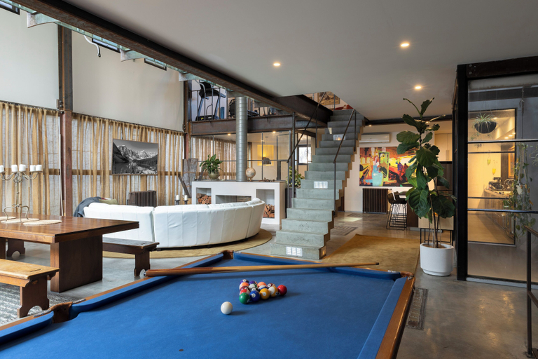 Game room 2, Melbourne City Apartments Loft House, Melbourne