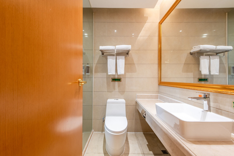 Bathroom 3, Vienna Guangzhou Beijing Rd Gongyuanqian, Guangzhou