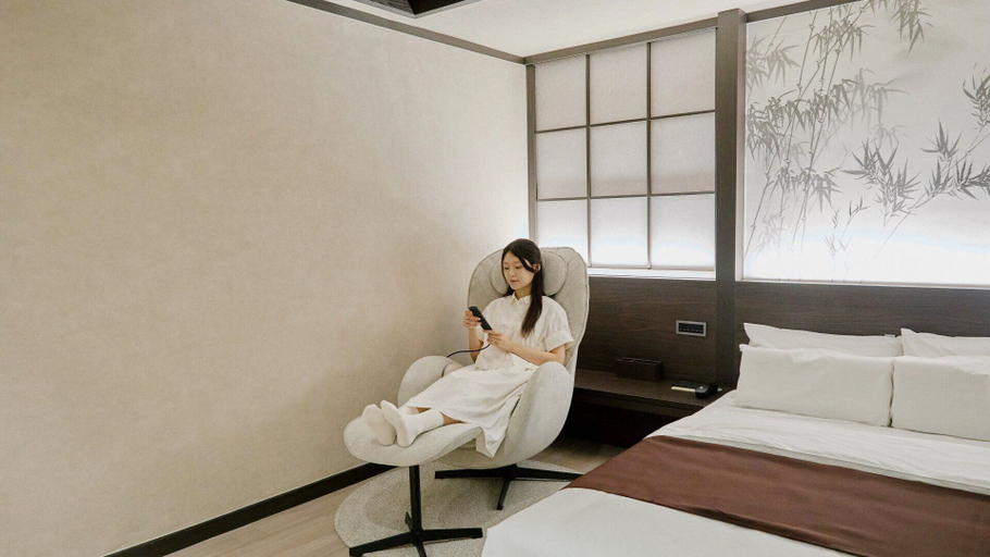 Room 2, Koharu Ryokan Hotel Suwon Ingye, Suwon