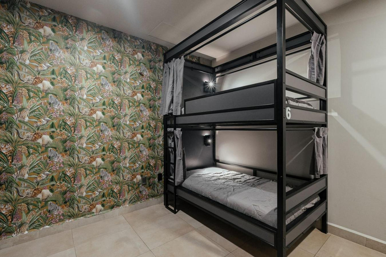 Bedroom, Bed in mixed room, Mexico City