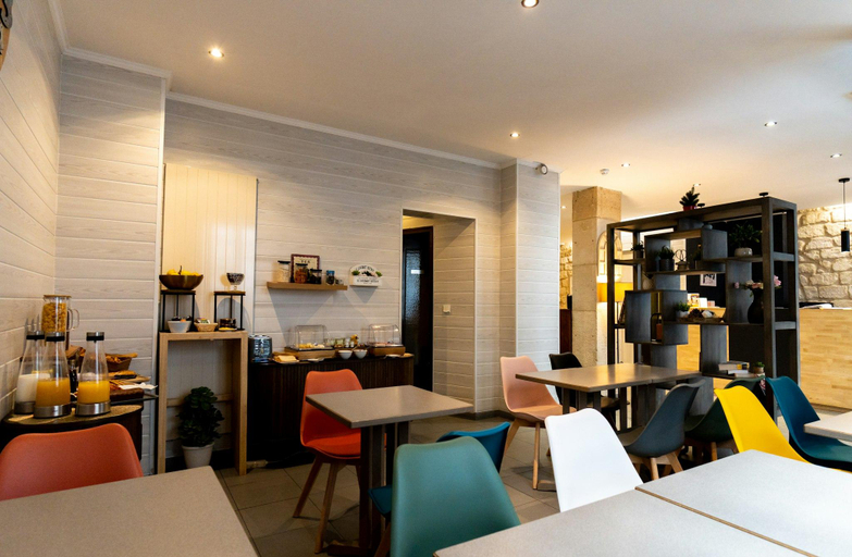 Food & Drinks 5, Hotel Lilas Blanc, Paris