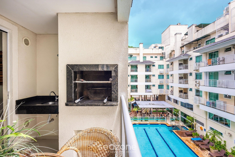 Property grounds, Beautiful Apt in a Cond. With Heated Pools Sbh0233, Bombinhas