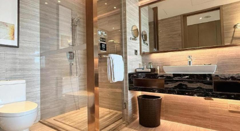 Bathroom 3, The Qube Hotel Jingzhou, Jingzhou