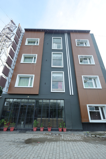Exterior & Views 2, Hotel Hill View, Dehradun