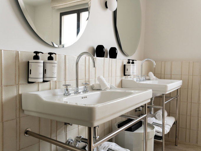Bathroom 5, Briqueterie Champagne, A Beauvallon Hotel & Spa, Marne
