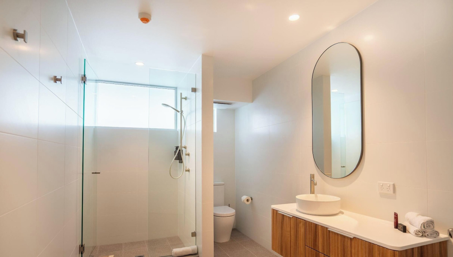 Bathroom 5, Doonside Hotel Blacktown, Blacktown - South-East