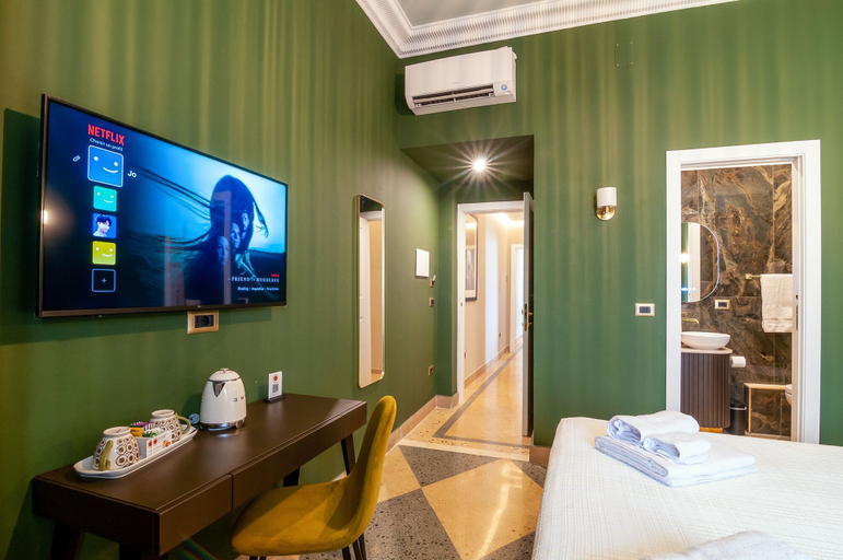 Room 5, CasaJammone Up Boutique Rooms, Napoli