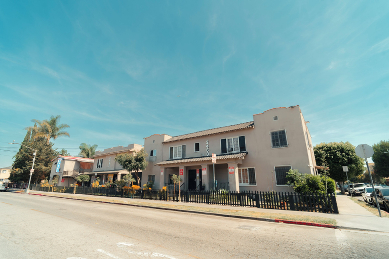 Exterior & Views 2, Clarendon Hotel, Los Angeles