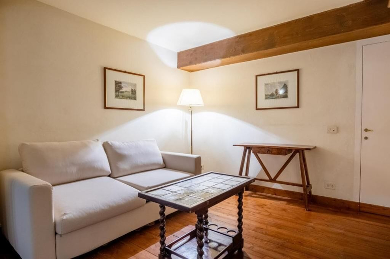 Bedroom 3, Palazzo Salviati by Varental, Florence