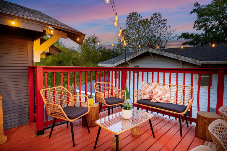 Room 5, Sleeps 16 - Roof Top - Game Room - Pet Friendly, Oklahoma