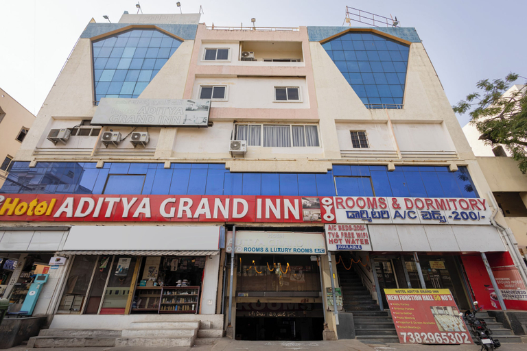 Exterior & Views 2, Hotel Aditya Grand Inn, Guntur
