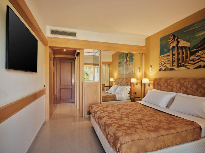 Bedroom 4, Acacia Resort, Palermo