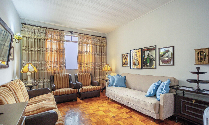 Living area 3, Retro Accommodation at Quisisana Condo. - Qui0225, Poços de Caldas