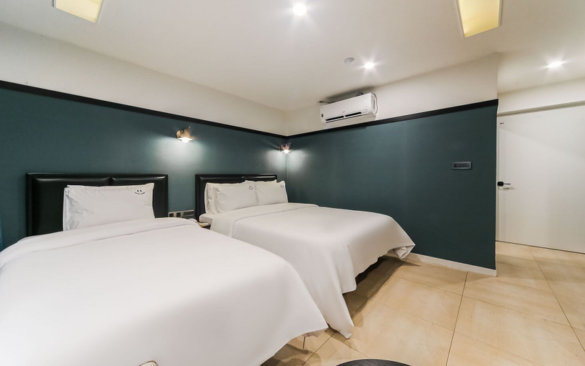 Bedroom 3, Busan Daeyeondong Hound Hotel, Nam
