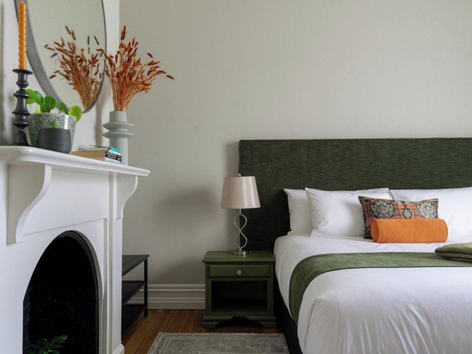 Room 5, Annie May B&B, Devonport