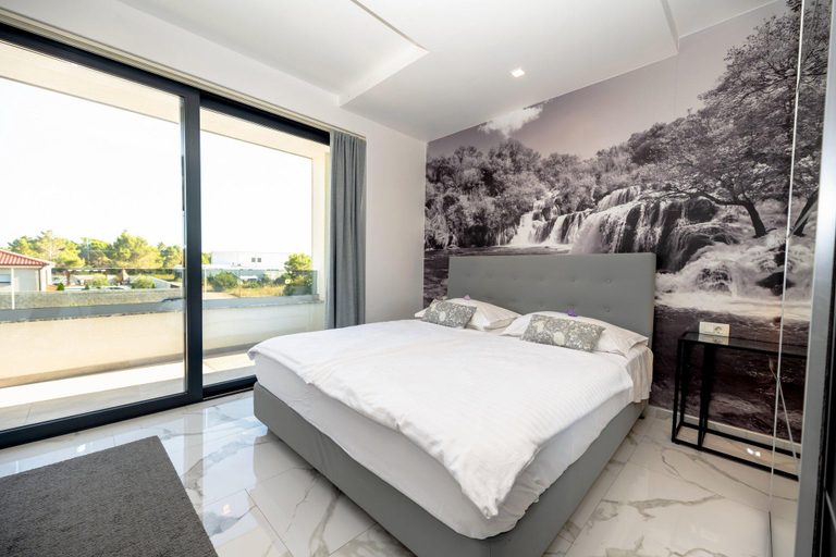 Bedroom 3, Contemporary Zadar Villa 4 Bedrooms Villa Barako Prestige, Nin