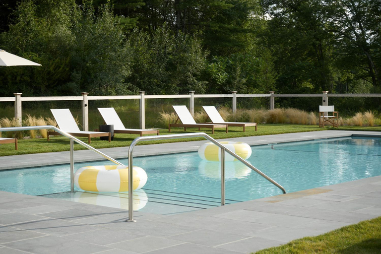 Sport & Beauty 2, The Litchfield Inn, Litchfield