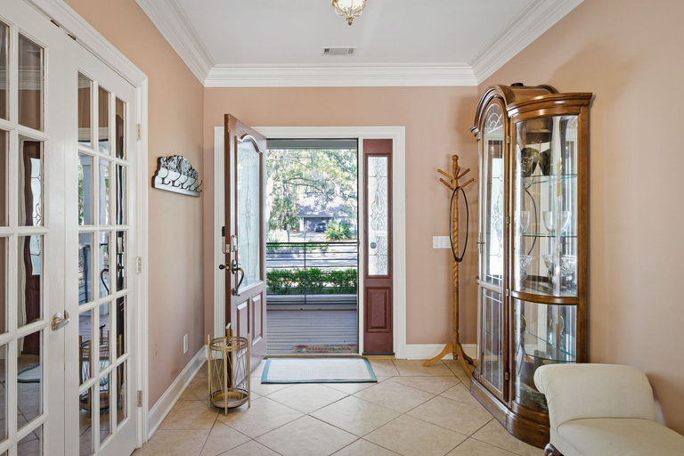 Room 3, Vacation Paradise - Private Pool Fire Pit BBQ, Beaufort