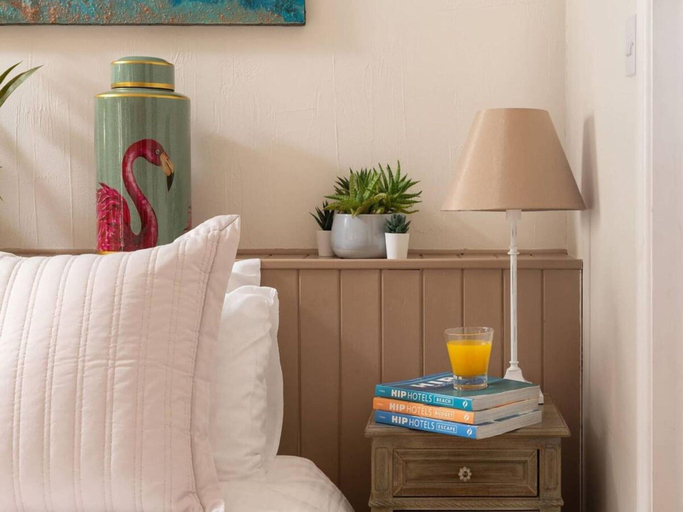 Interior detail, Retreat With Valley-view Deck, Devon