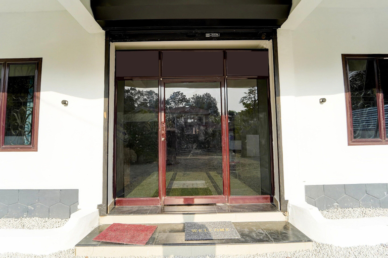 Reception 2, Classic Elite Tourist Homes, Pathanamthitta