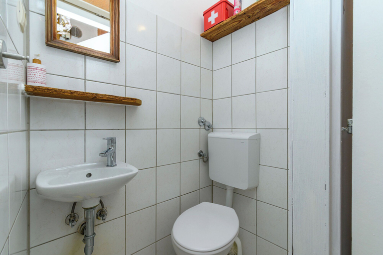 Bathroom 5, Apartments Steps From the Sea, Senj
