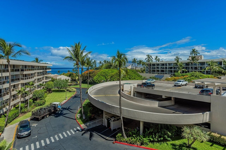Exterior 2, Maui Banyan H406 1 Bedroom Condo
