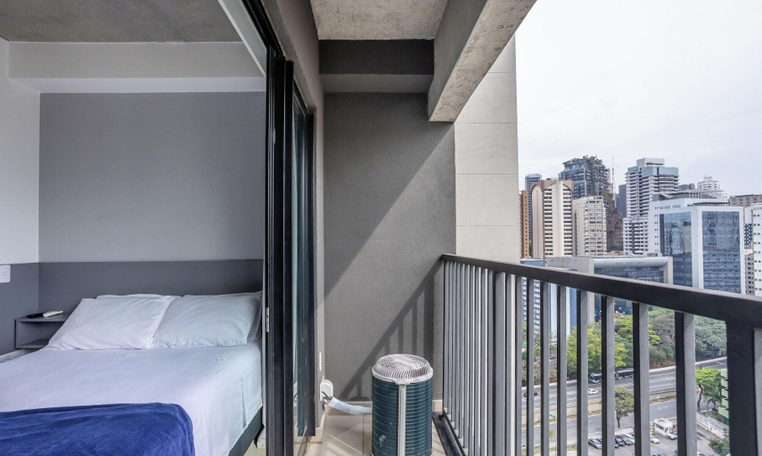 Room 5, Studio w/ Balcony in Bela Vista Vnu1613, São Paulo