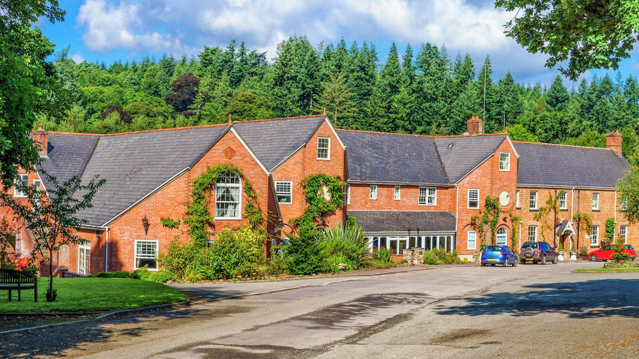 Exterior & Views 1, Fox & Hounds Country Hotel, Devon