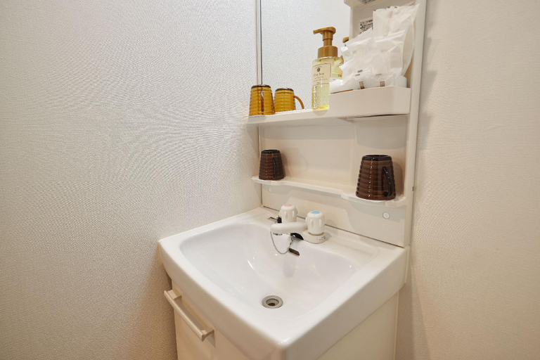 Bathroom 4, Arce Ryukyu Harbor Stay, Ginowan