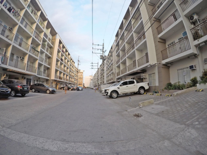 Exterior & Views, Parañaque Airport Hometel, Parañaque