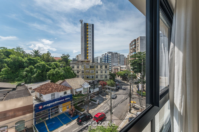 Interior 4, Apt 400m From Beach w/ Pool in the Bldg. Blb0402, Salvador