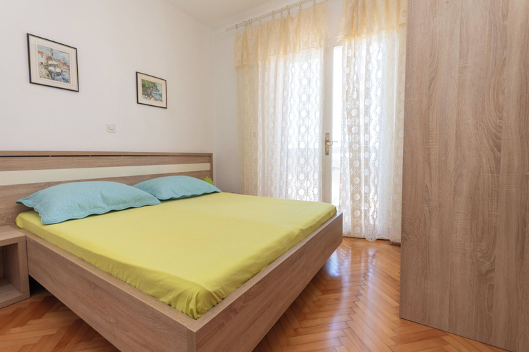 Room 4, Apartments Jadranka sea View, Novalja