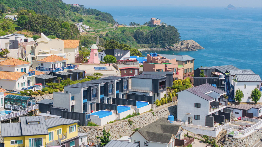 Exterior & Views 2, Namhae Glad810 Spa Pool Villa, Namhae