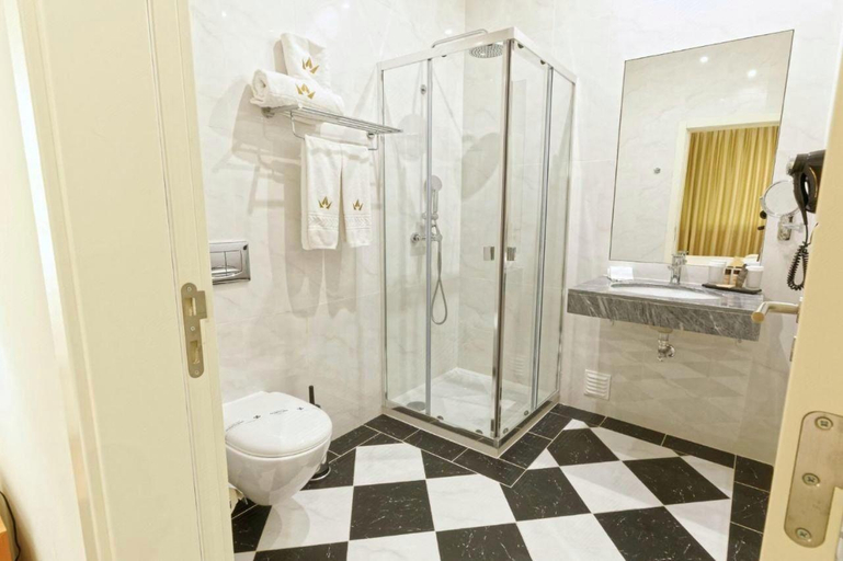 Bathroom 5, Lagoa Hotel, Lagoa