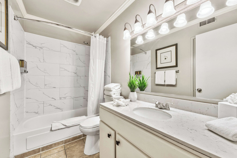 Bathroom 5, Forest Suites Resort at Heavenly Village, El Dorado